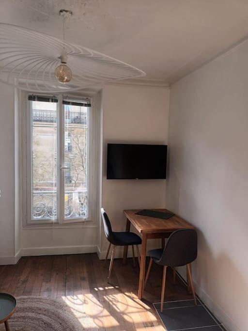Appartamento Tres Parisien Et Ensoleille Esterno foto